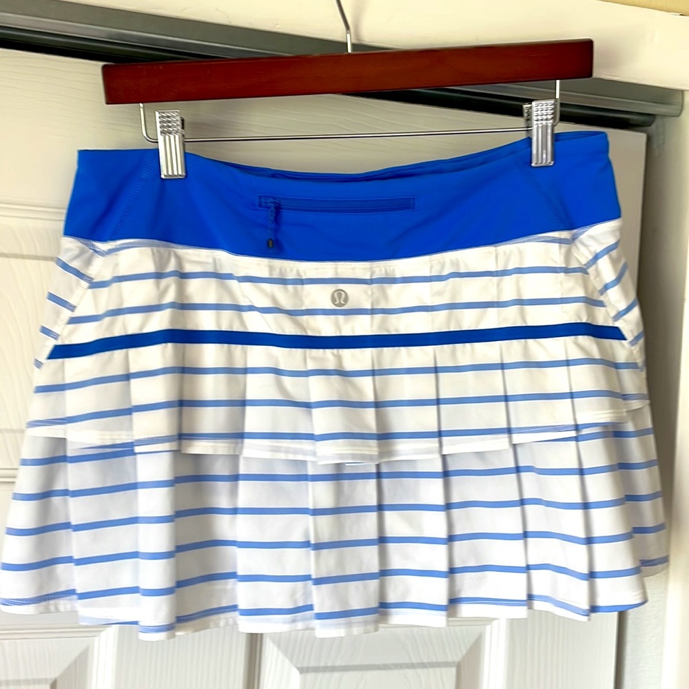 Lulu lemon tennis skirt - Picture 2 of 8